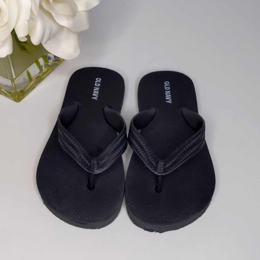 Old Navy Kids Sandals Flip Flops Black Size 12-13